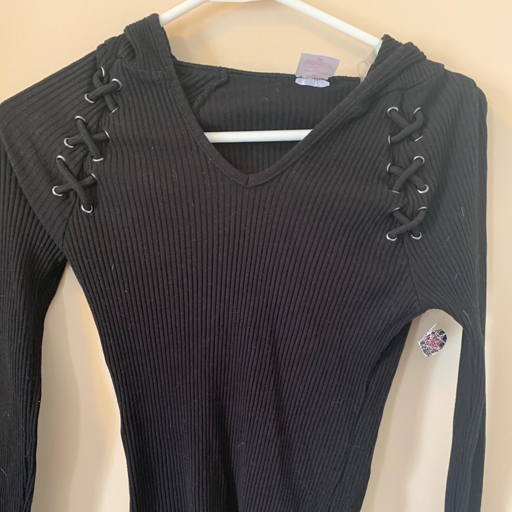 No boundaries black ribbed hoodie size XS NWT